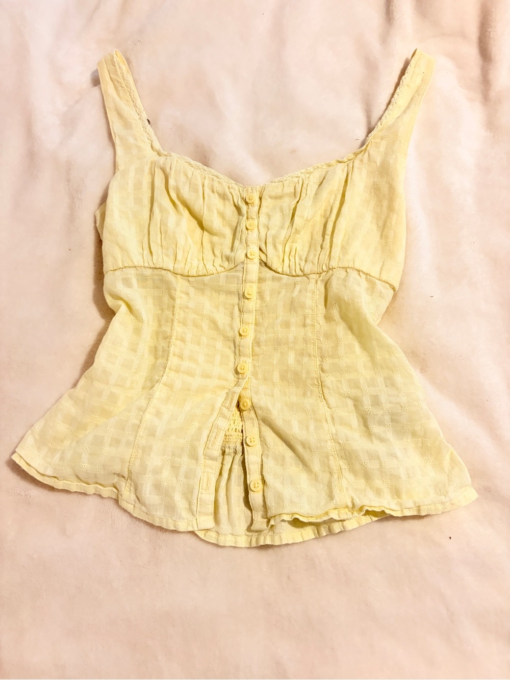 Hollister Button Front Camisole in Yellow linen 💛🌼